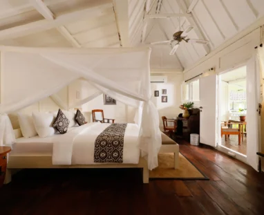 COTTAGE SUITE - BEDROOM